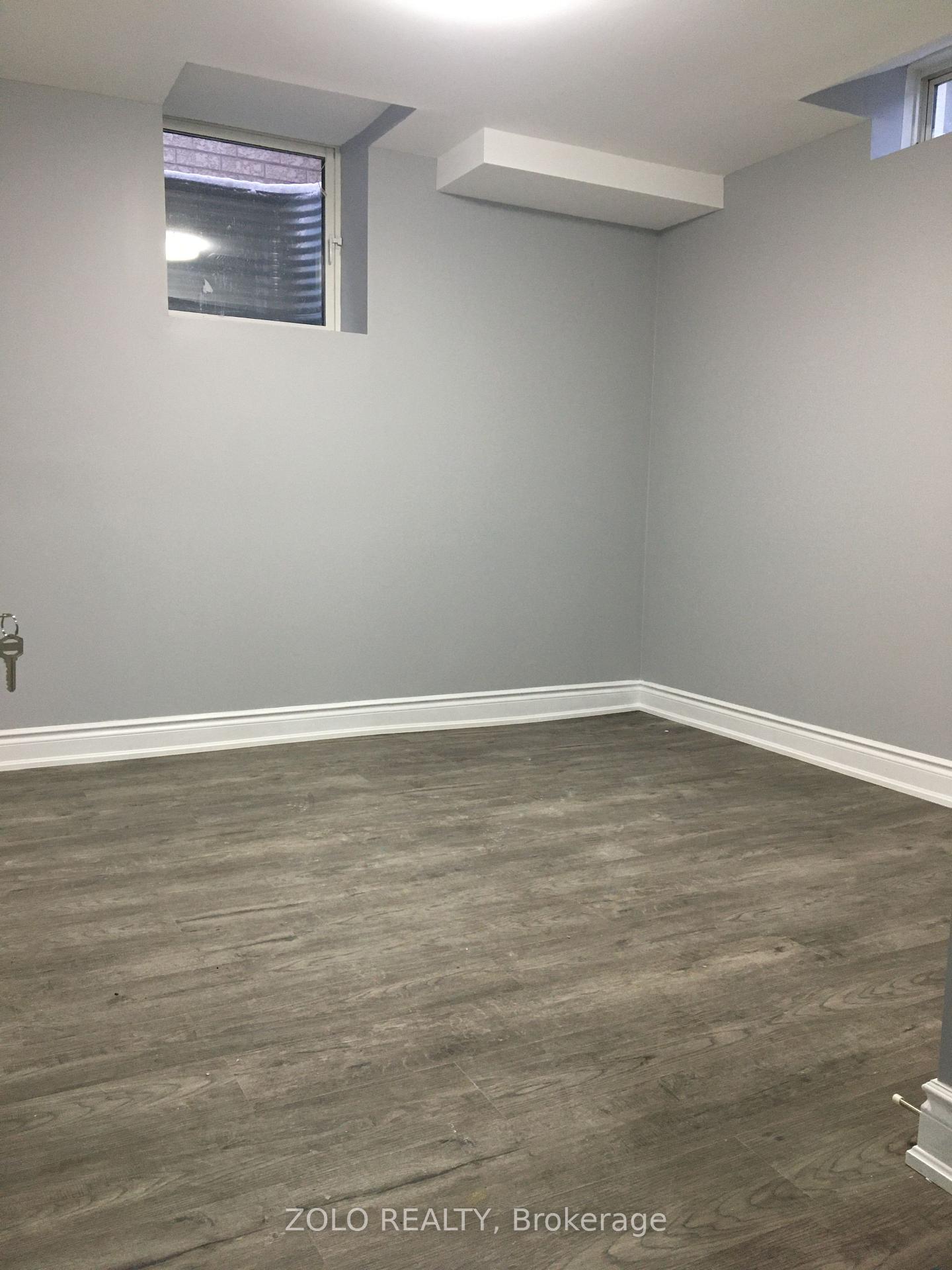 Photo 6 of Unit Basement, 5826 Summerside Drive, Mississauga, Churchill Meadows — HOMEH