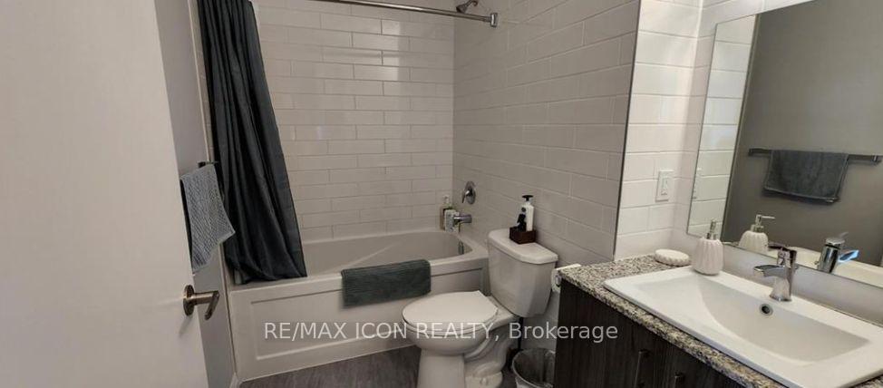 Photo 6 of Unit 1806, 104 Garment Street, Kitchener, Cherry Hill — HOMEH