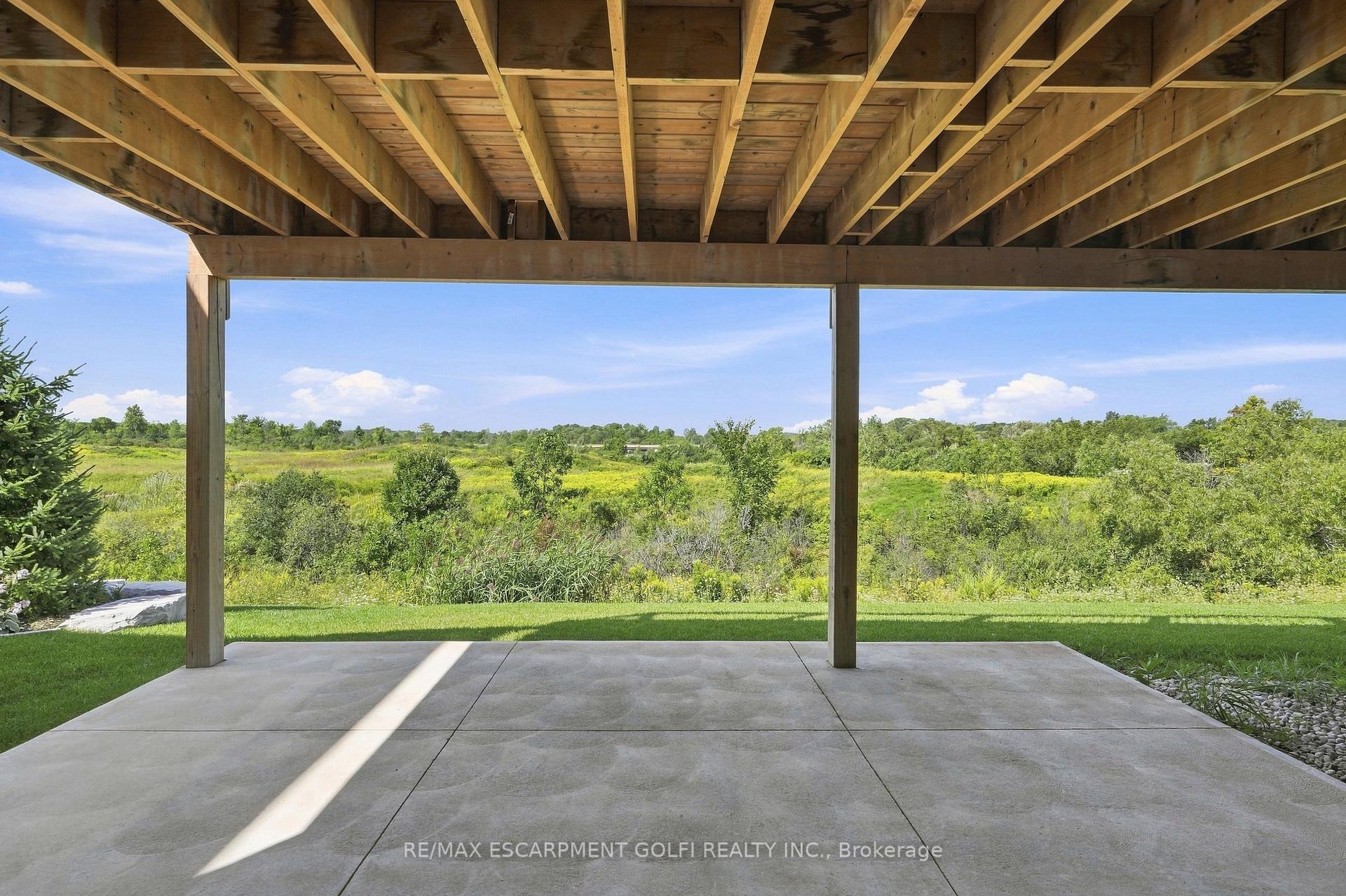 Photo 12 of 343 Old Course Trail, Welland, Hwy 406/Welland — HOMEH
