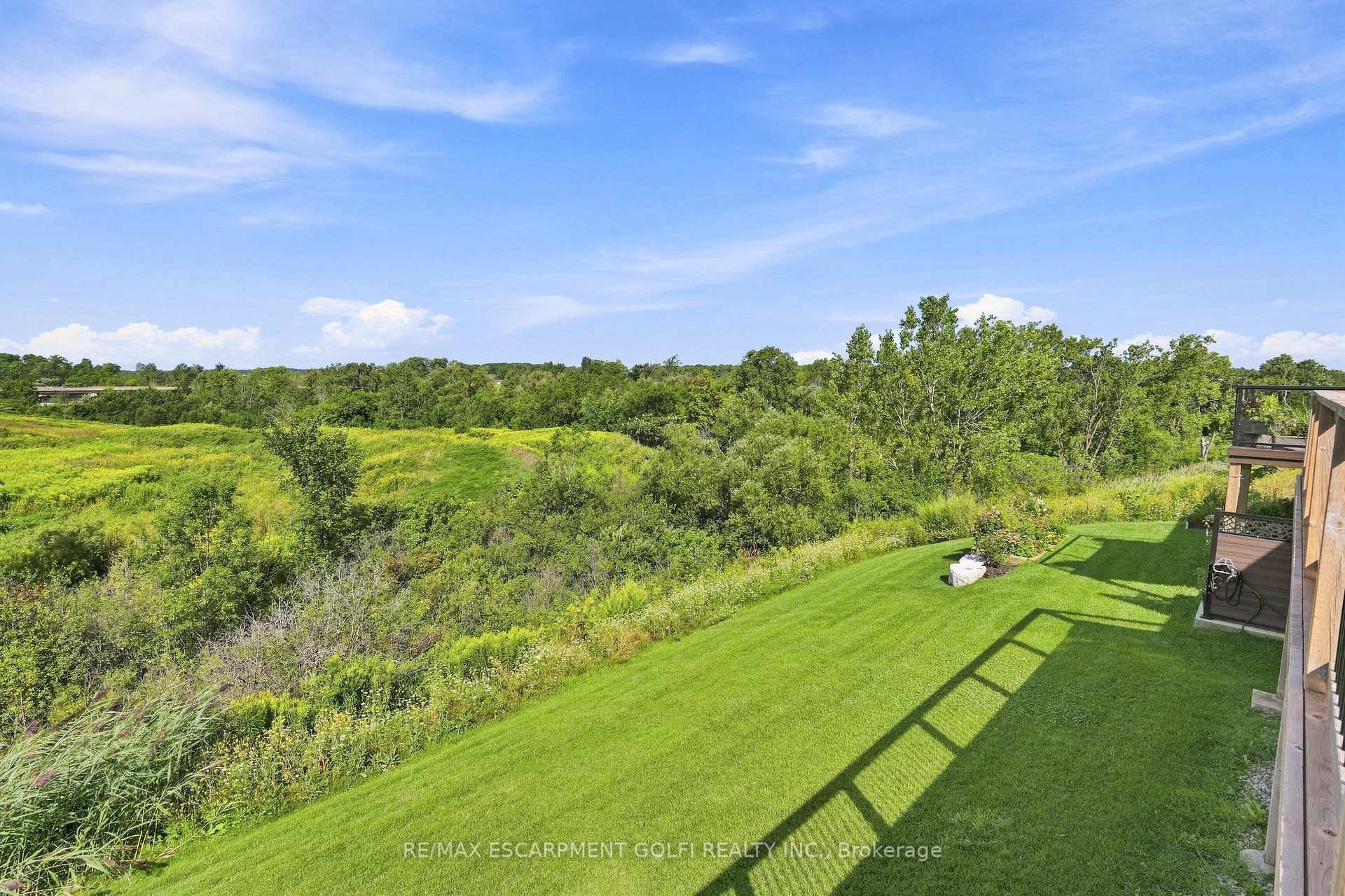 Photo 14 of 343 Old Course Trail, Welland, Hwy 406/Welland — HOMEH