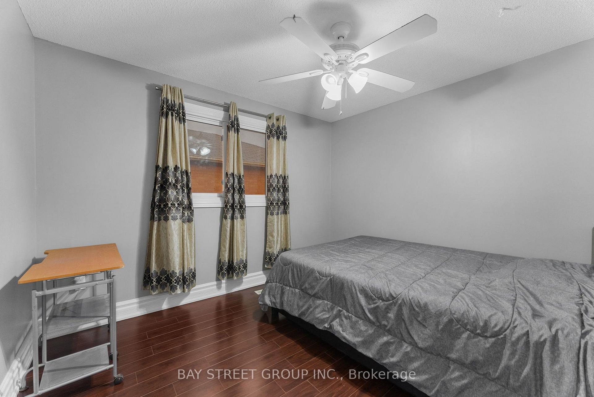 Photo 27 of 34 Lamp Crescent, Vaughan, West Woodbridge — HOMEH
