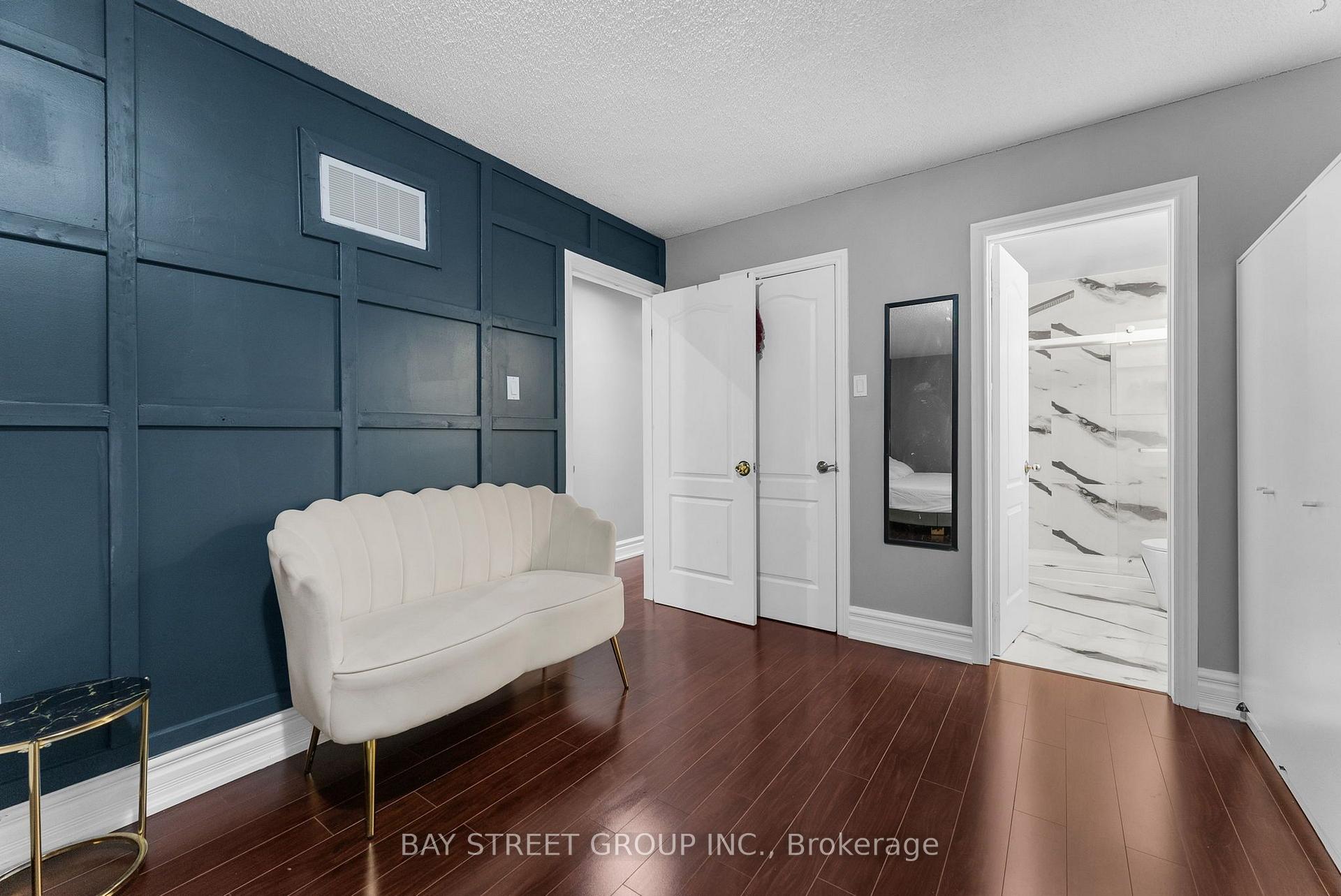 Photo 35 of 34 Lamp Crescent, Vaughan, West Woodbridge — HOMEH