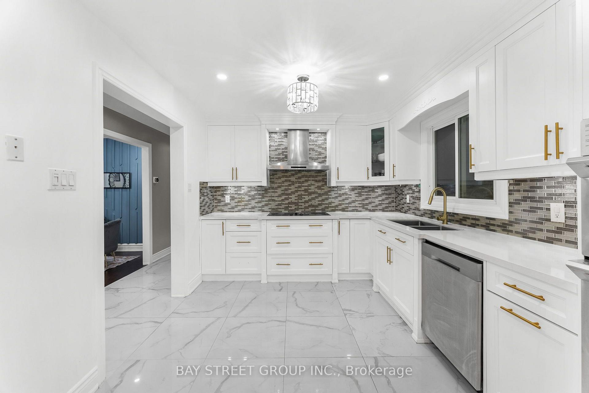 Photo 69 of 34 Lamp Crescent, Vaughan, West Woodbridge — HOMEH
