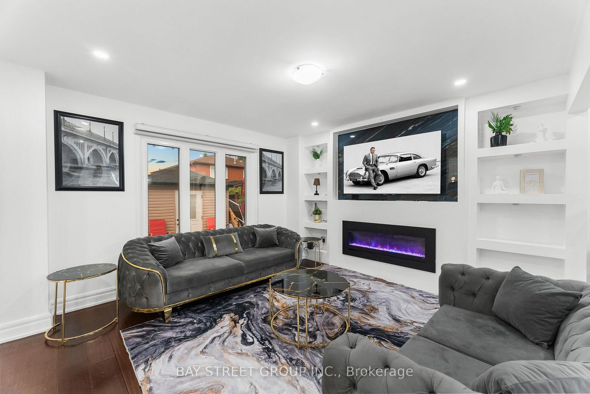 Photo 75 of 34 Lamp Crescent, Vaughan, West Woodbridge — HOMEH