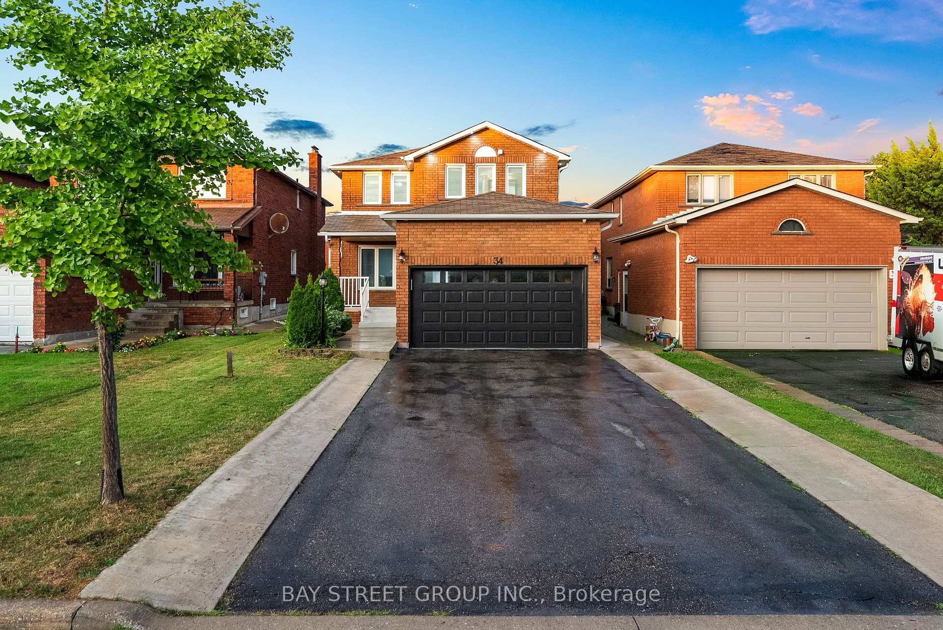 Photo 81 of 34 Lamp Crescent, Vaughan, West Woodbridge — HOMEH