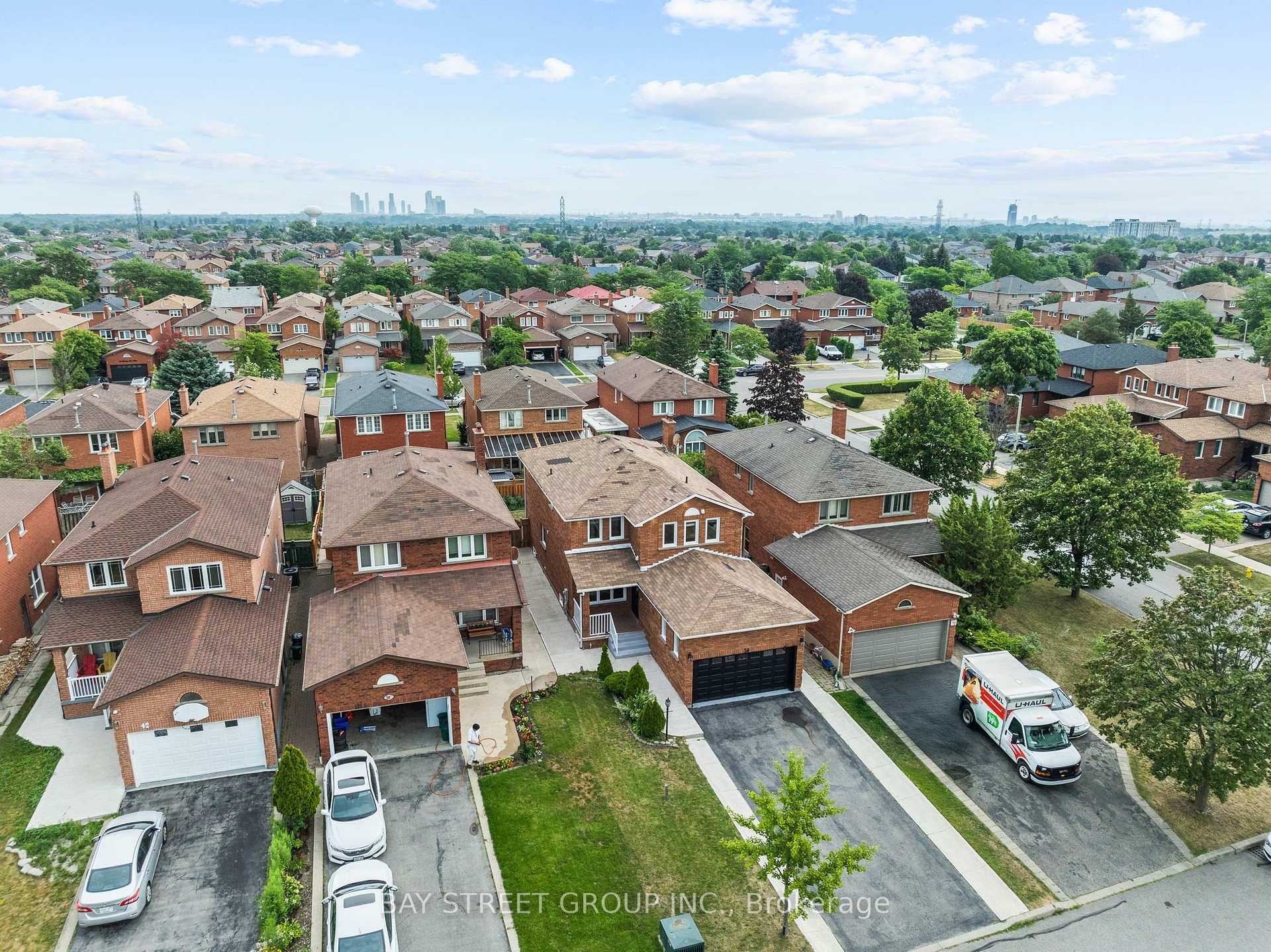Photo 83 of 34 Lamp Crescent, Vaughan, West Woodbridge — HOMEH