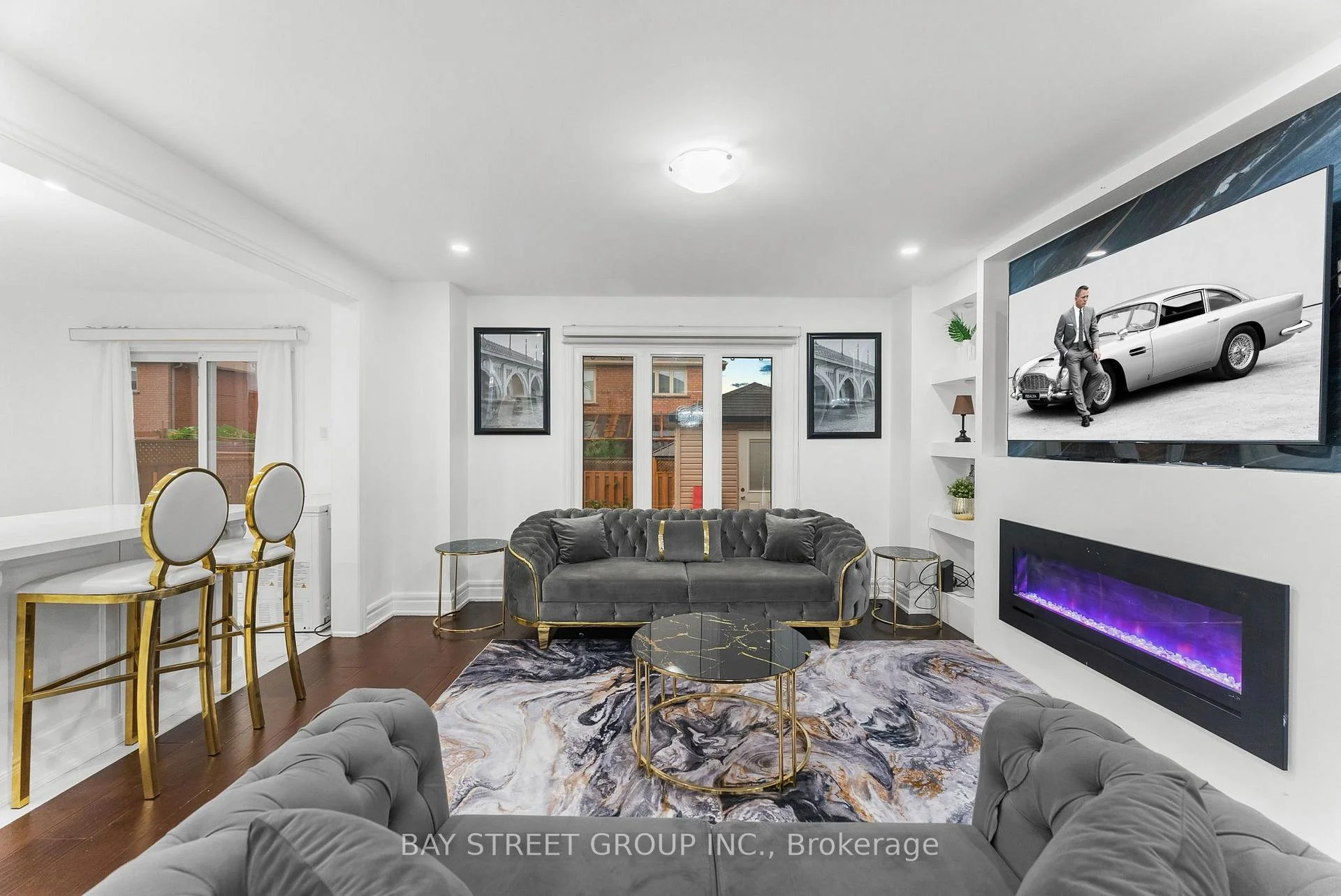Photo 12 of 34 Lamp Crescent, Vaughan, West Woodbridge — HOMEH