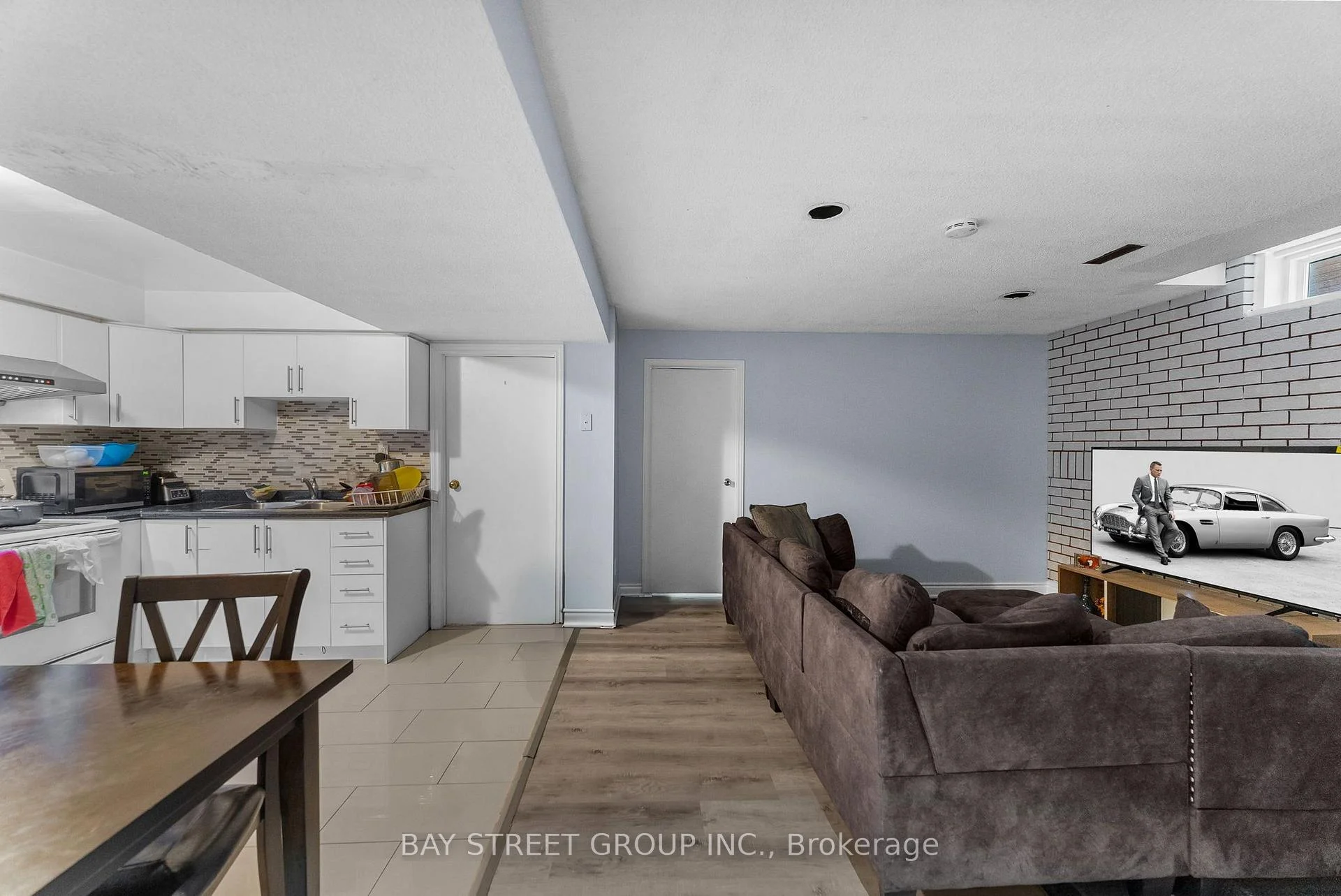 Photo 62 of 34 Lamp Crescent, Vaughan, West Woodbridge — HOMEH