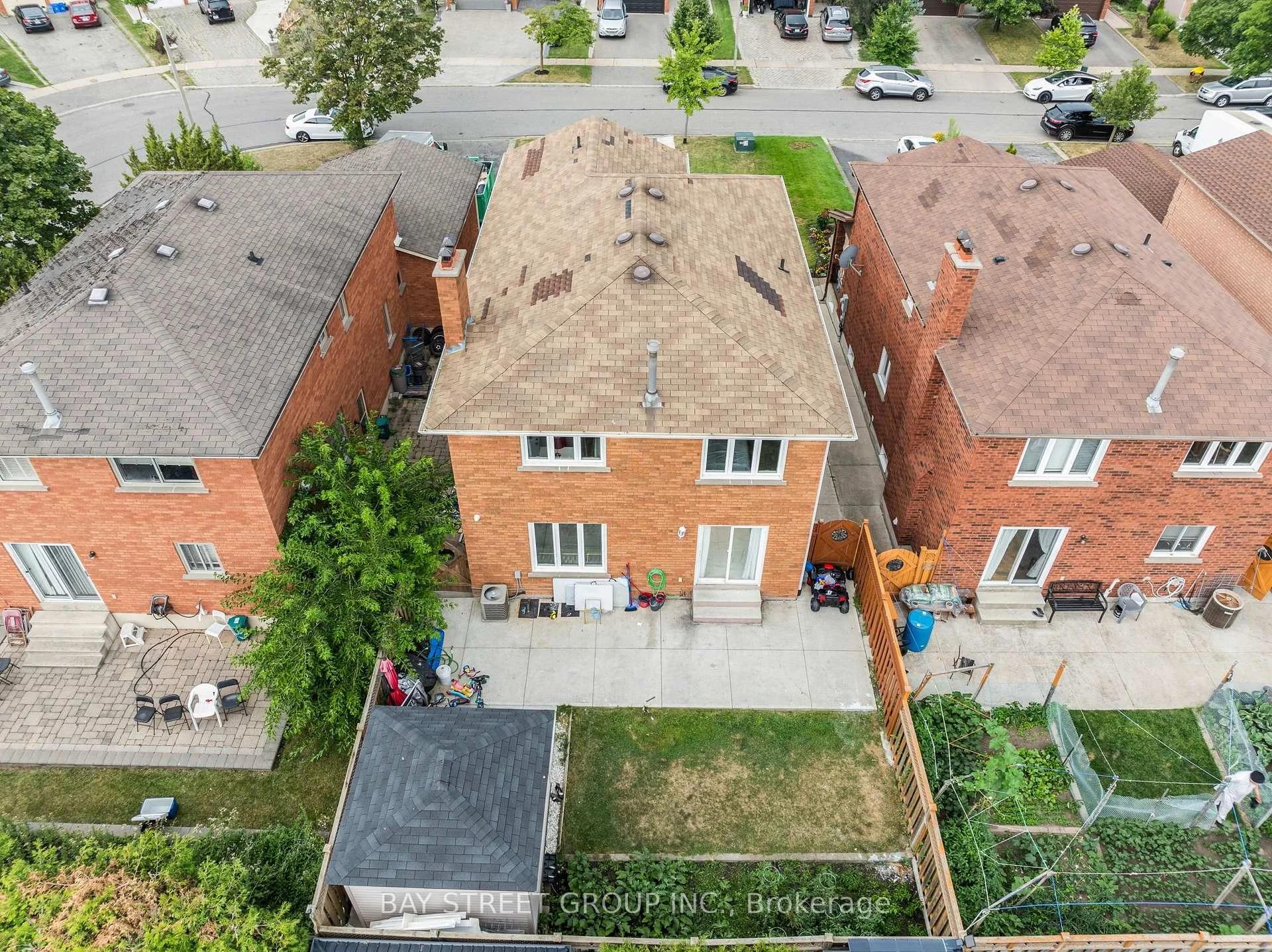 Photo 70 of 34 Lamp Crescent, Vaughan, West Woodbridge — HOMEH