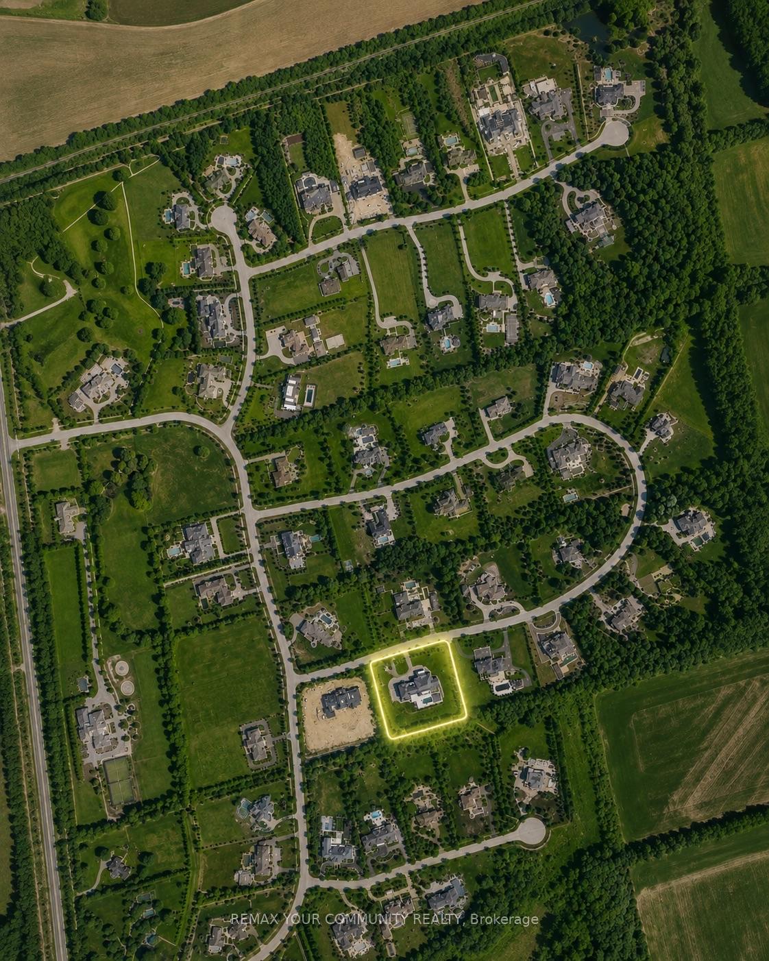 Photo 24 of 15 Eden Vale Drive, King, Rural King — HOMEH