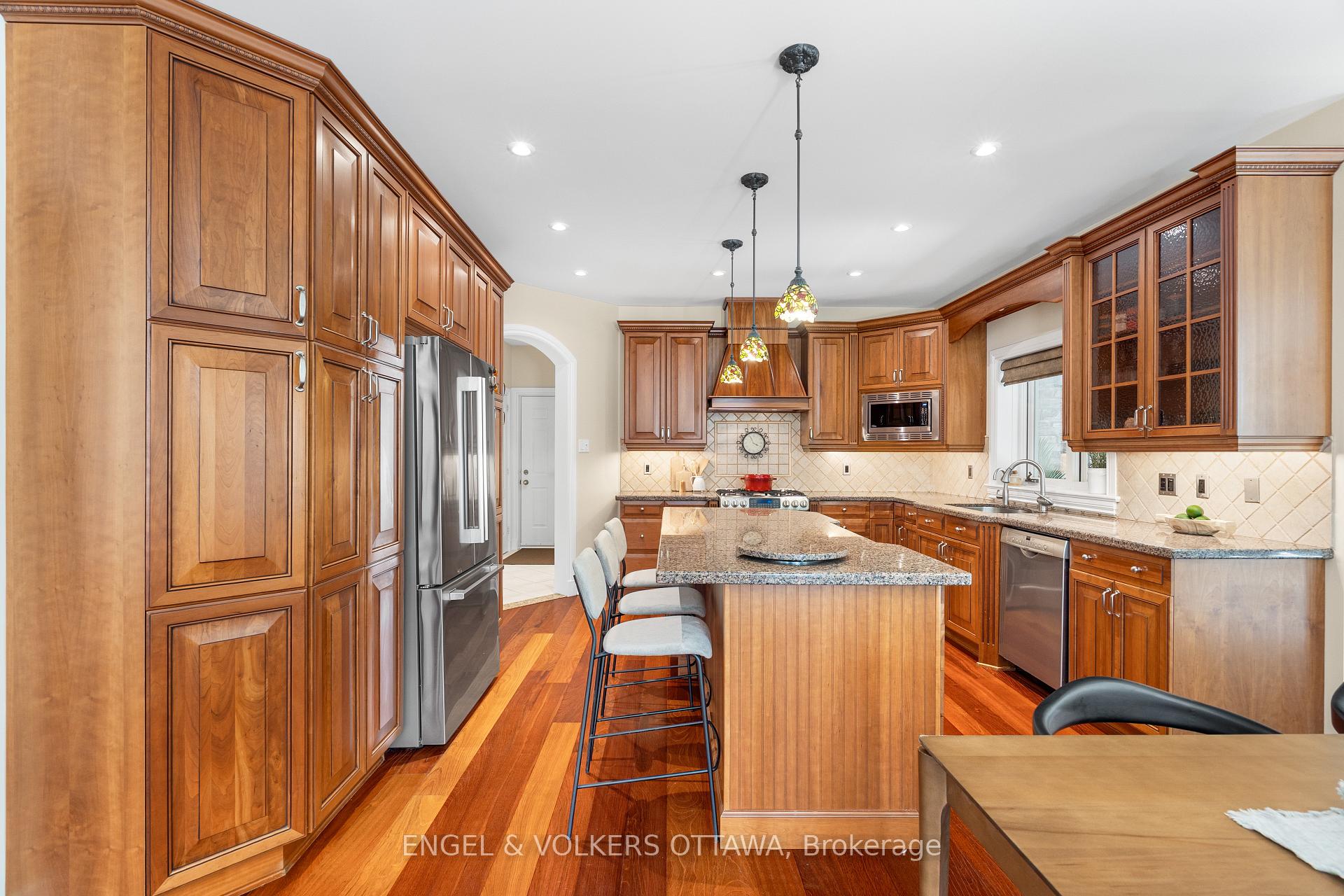 Photo 22 of 6 Marchvale Drive, Ottawa, Kanata - Kanata Lakes/Heritage Hills — HOMEH