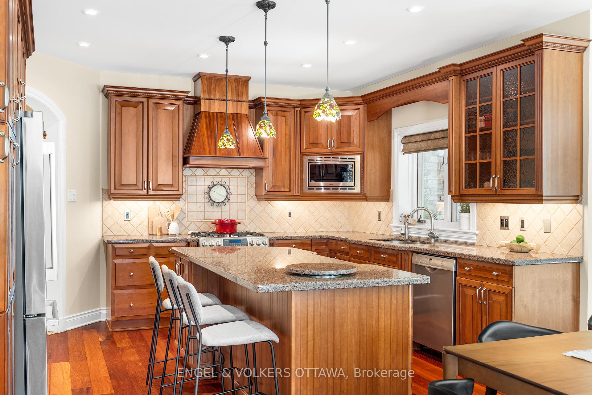 Photo 27 of 6 Marchvale Drive, Ottawa, Kanata - Kanata Lakes/Heritage Hills — HOMEH