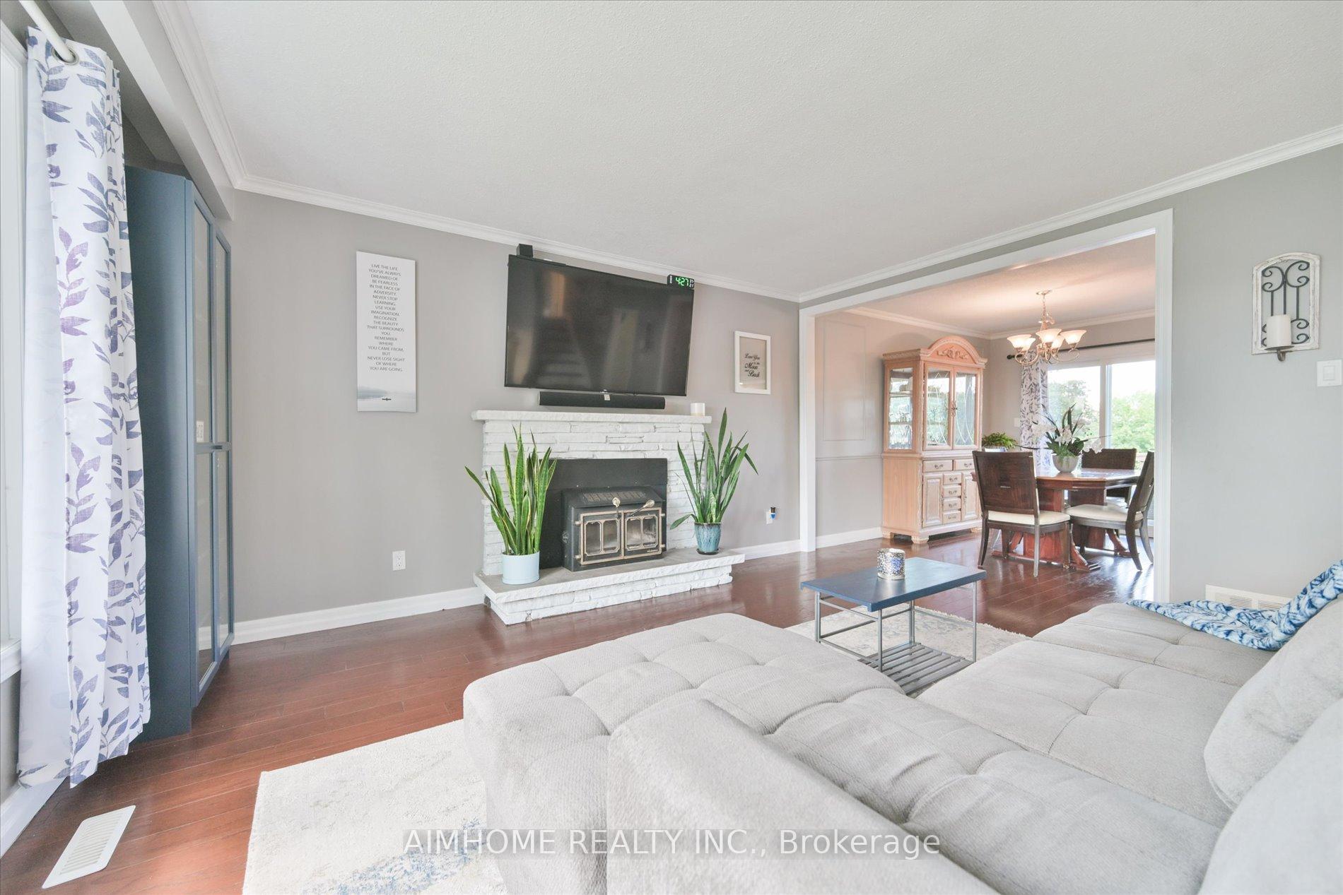 Photo 9 of 232 McMurchy Avenue, Brampton, Brampton South — HOMEH