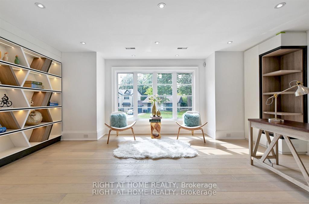 Photo 21 of 27 Hurlingham Crescent, North York, Banbury-Don Mills — HOMEH