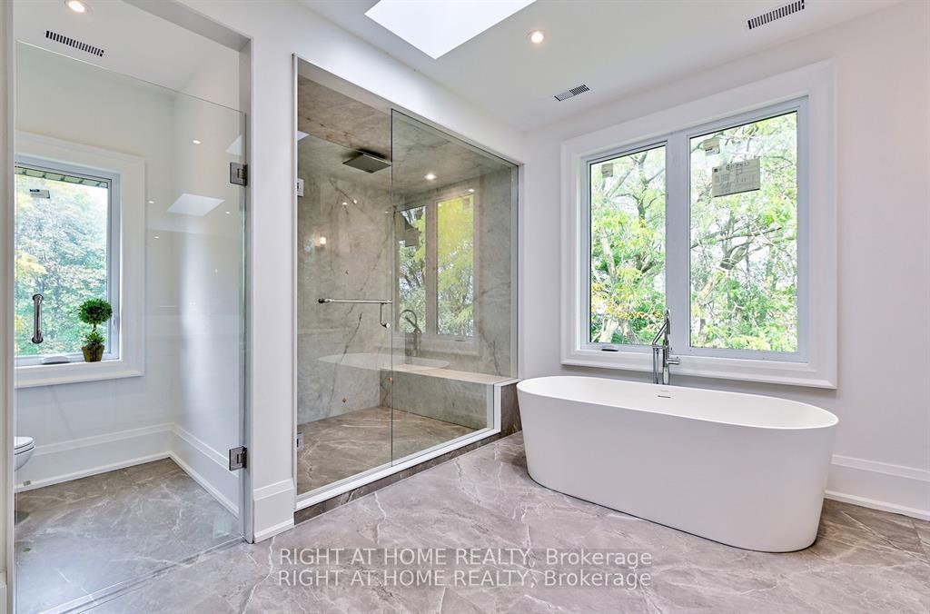 Photo 29 of 27 Hurlingham Crescent, North York, Banbury-Don Mills — HOMEH