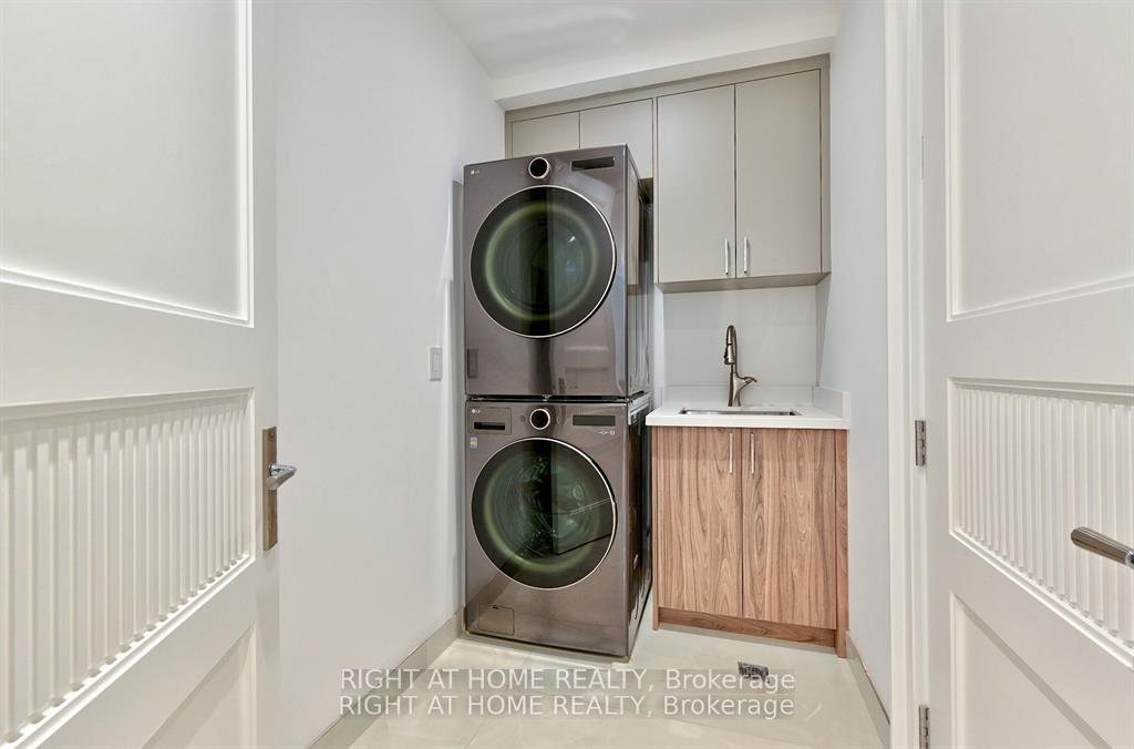 Photo 42 of 27 Hurlingham Crescent, North York, Banbury-Don Mills — HOMEH