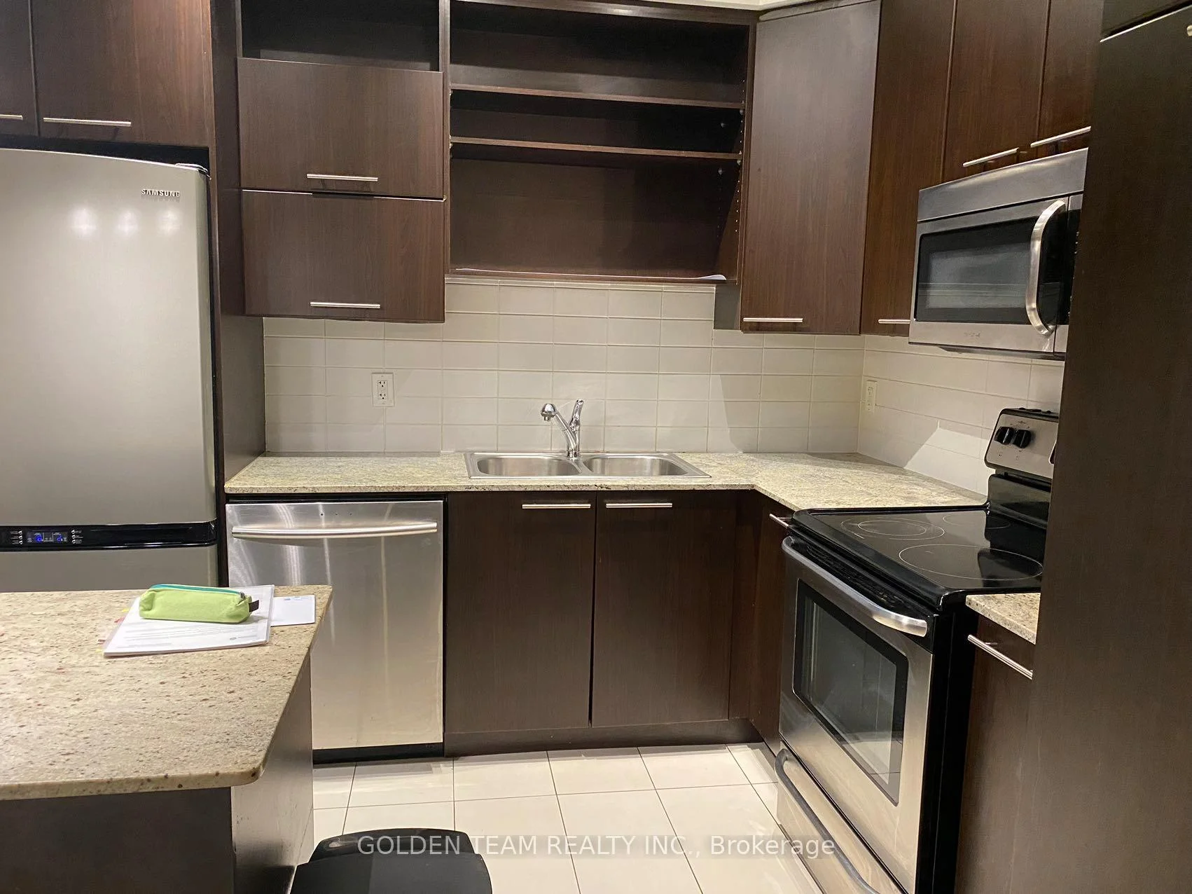 Photo 3 of Unit Lph15, 39 Galleria Parkway, Markham, Commerce Valley — HOMEH