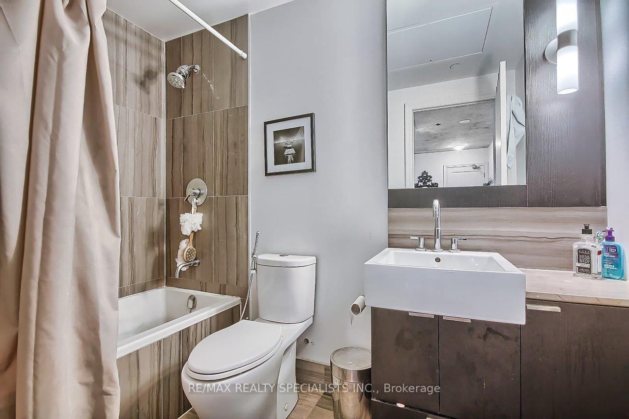 Photo 25 of Unit 1101, 88 Blue Jays Way, Toronto, Waterfront Communities — HOMEH