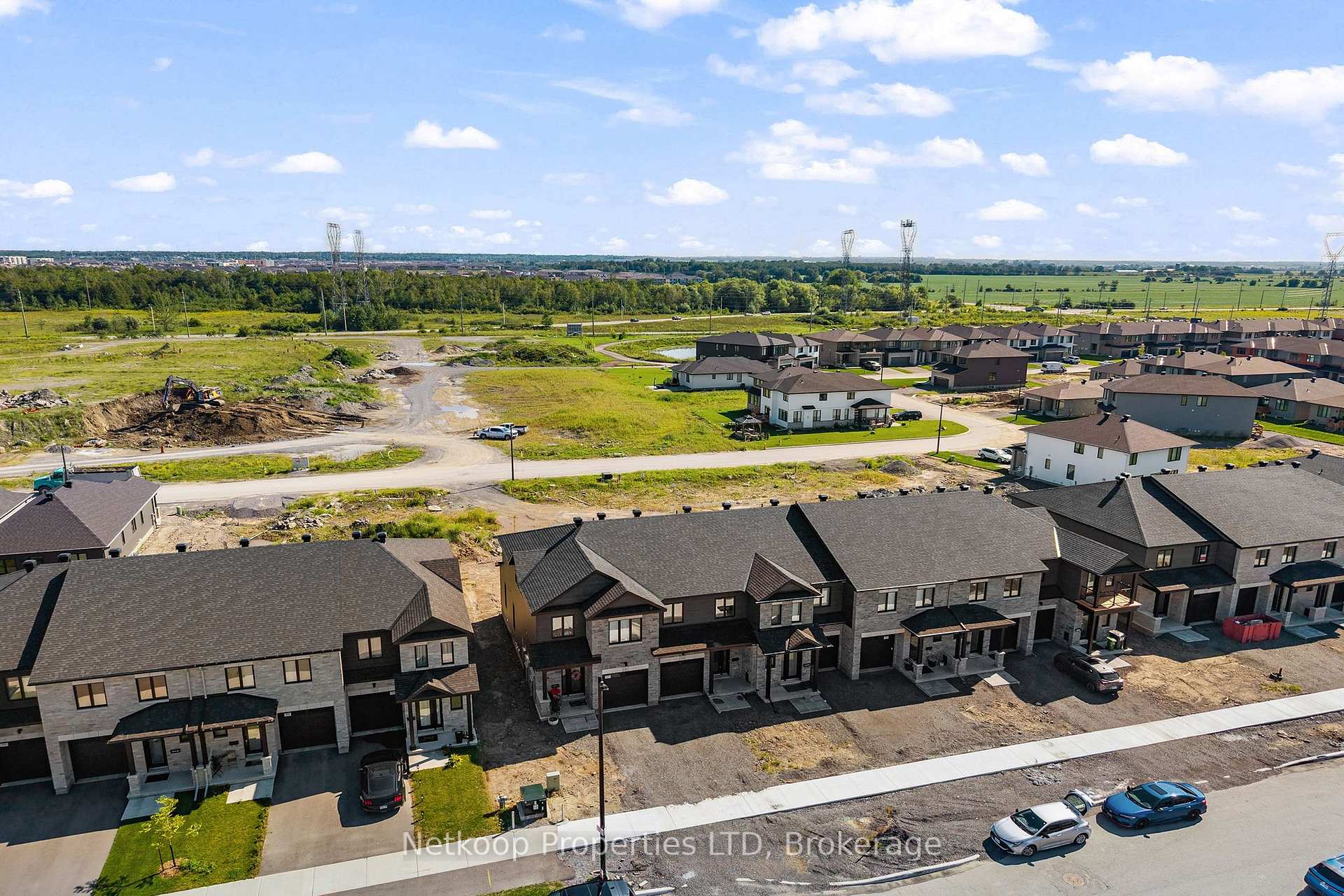 Photo 4 of 1158 Cope Drive, Ottawa, Stittsville (Central) — HOMEH
