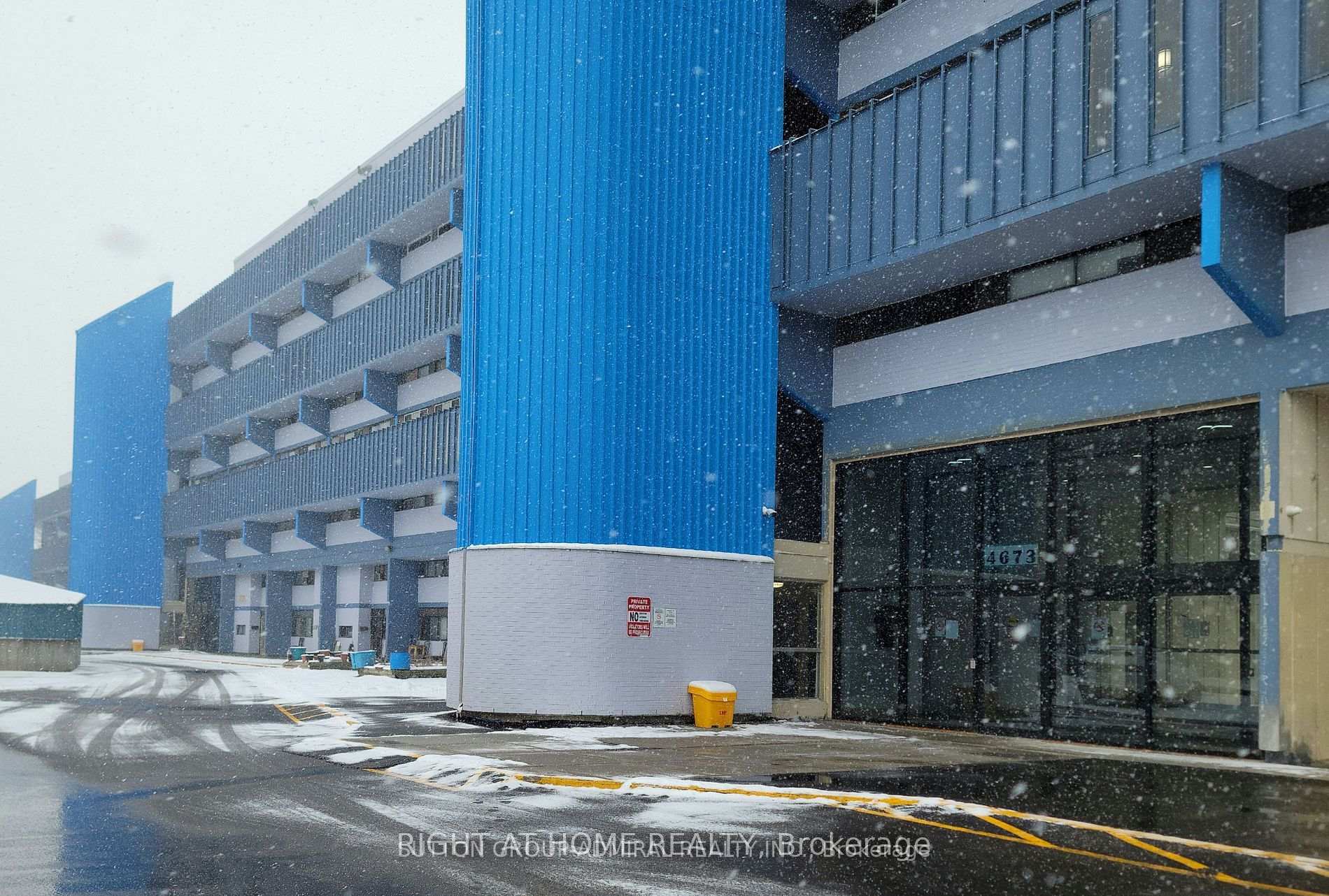 Photo of Unit 811, 4673 Jane Street