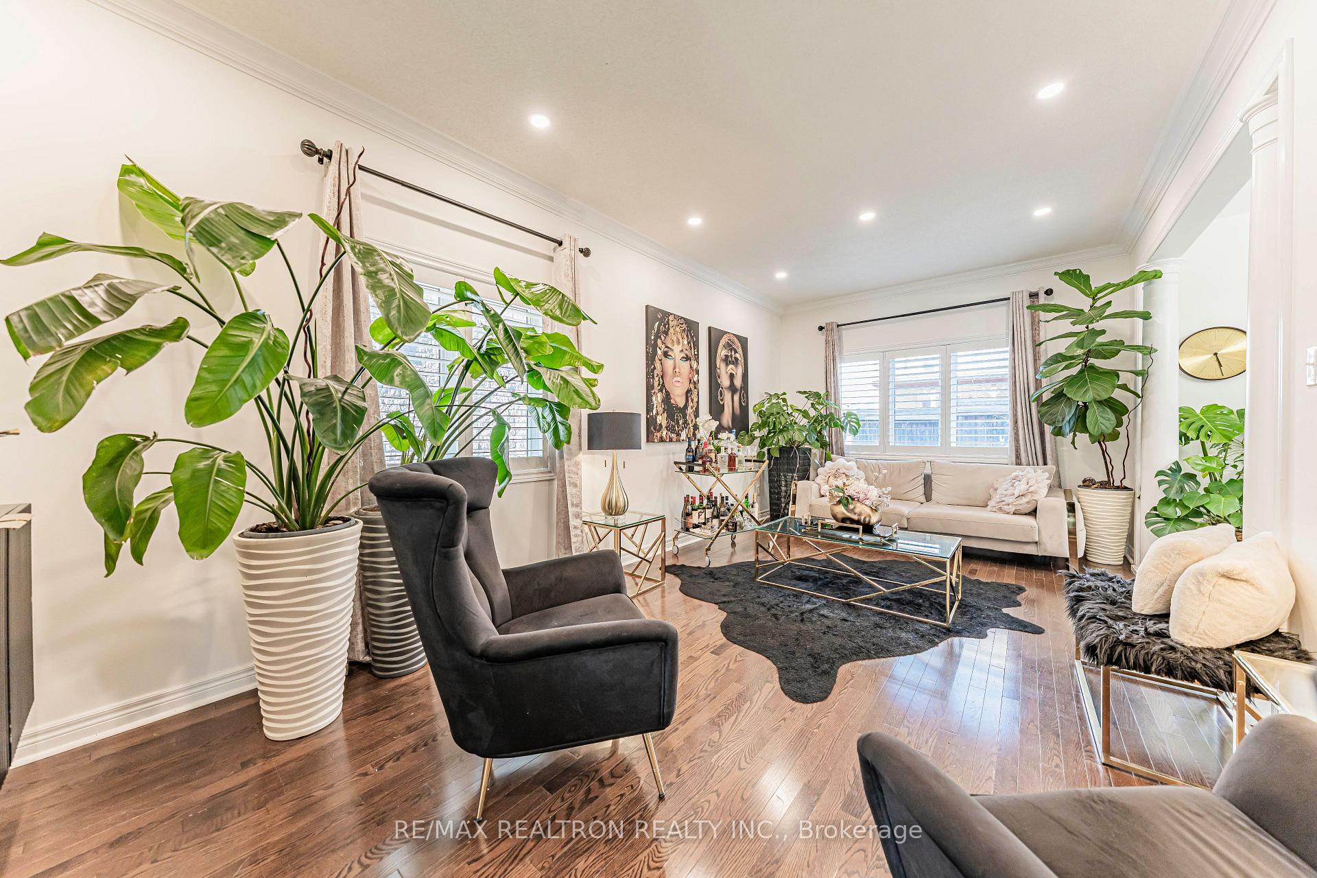 Photo 4 of 388 Kwapis Boulevard, Newmarket, Woodland Hill — HOMEH