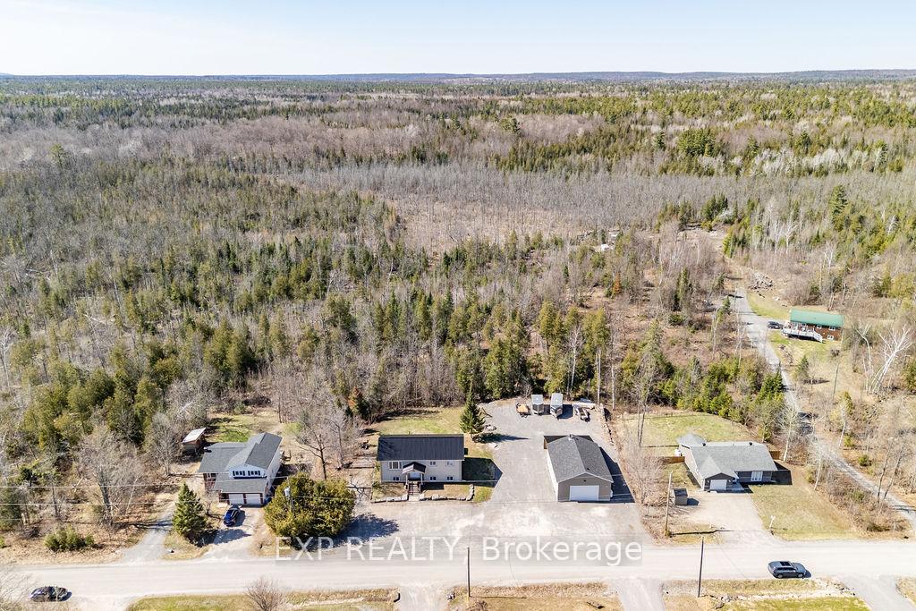 Photo 38 of 29 Partridge Drive, Greater Madawaska, Greater Madawaska — HOMEH