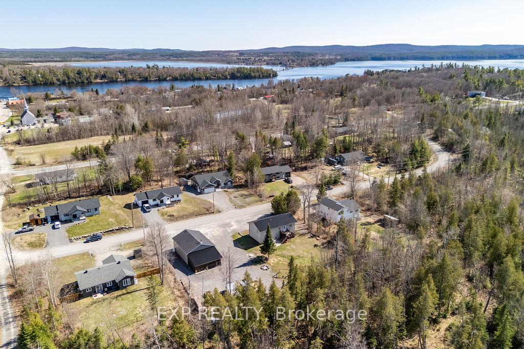 Photo 40 of 29 Partridge Drive, Greater Madawaska, Greater Madawaska — HOMEH