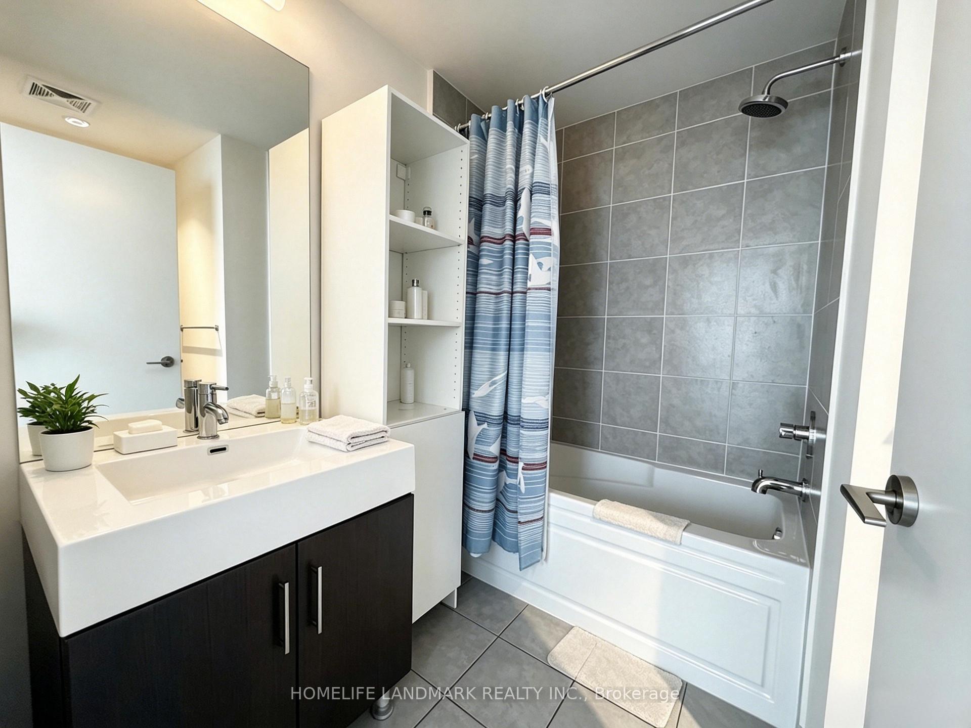Photo 8 of Unit 901, 35 Brian Peck Crescent, Toronto, Thorncliffe Park — HOMEH