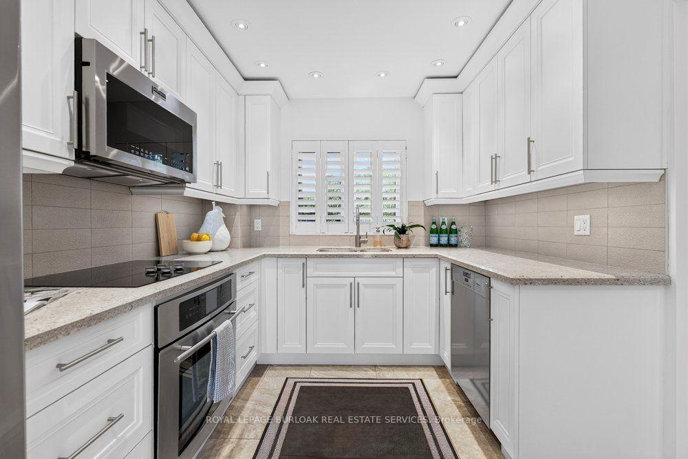 Photo 9 of Unit 4, 2136 Old Lakeshore Road, Burlington, Brant — HOMEH