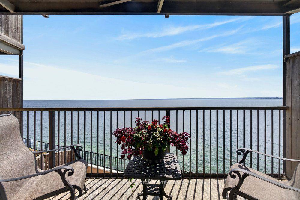 Photo 13 of Unit 4, 2136 Old Lakeshore Road, Burlington, Brant — HOMEH