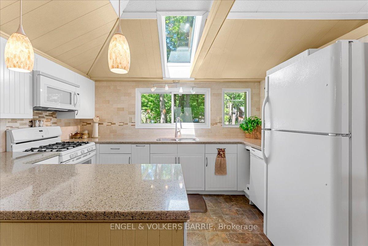 Photo 8 of 1784 Tiny Beaches Road S, Tiny, Rural Tiny — HOMEH