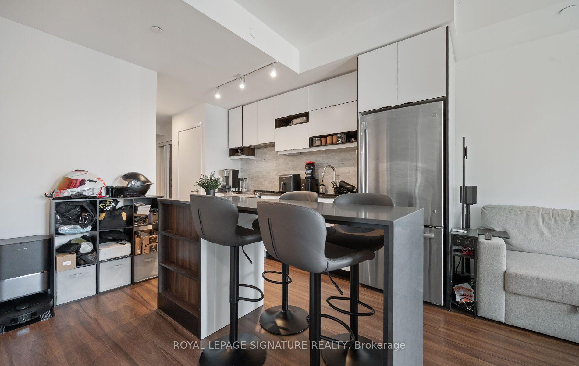 Photo 19 of Unit 3512, 4065 Confederation Parkway, Mississauga, City Centre — HOMEH