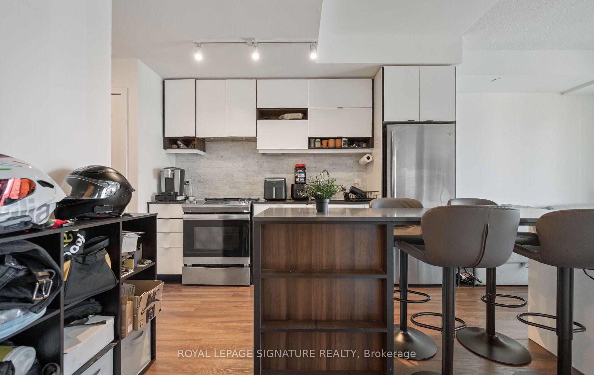 Photo 20 of Unit 3512, 4065 Confederation Parkway, Mississauga, City Centre — HOMEH