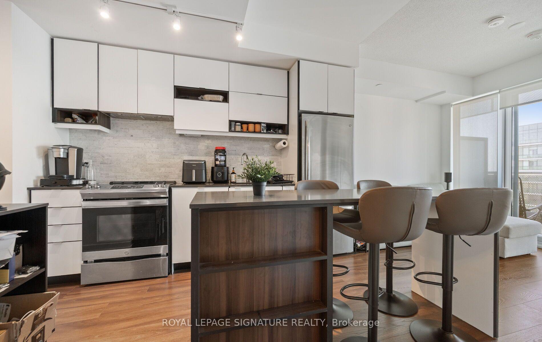 Photo 21 of Unit 3512, 4065 Confederation Parkway, Mississauga, City Centre — HOMEH