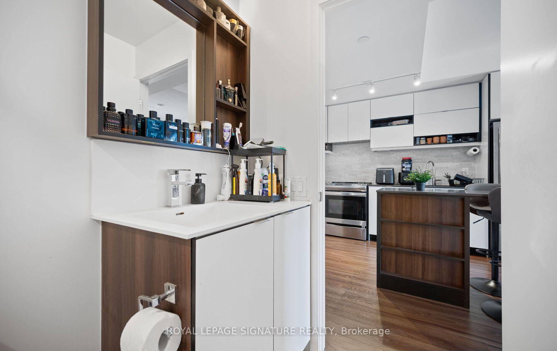 Photo 32 of Unit 3512, 4065 Confederation Parkway, Mississauga, City Centre — HOMEH