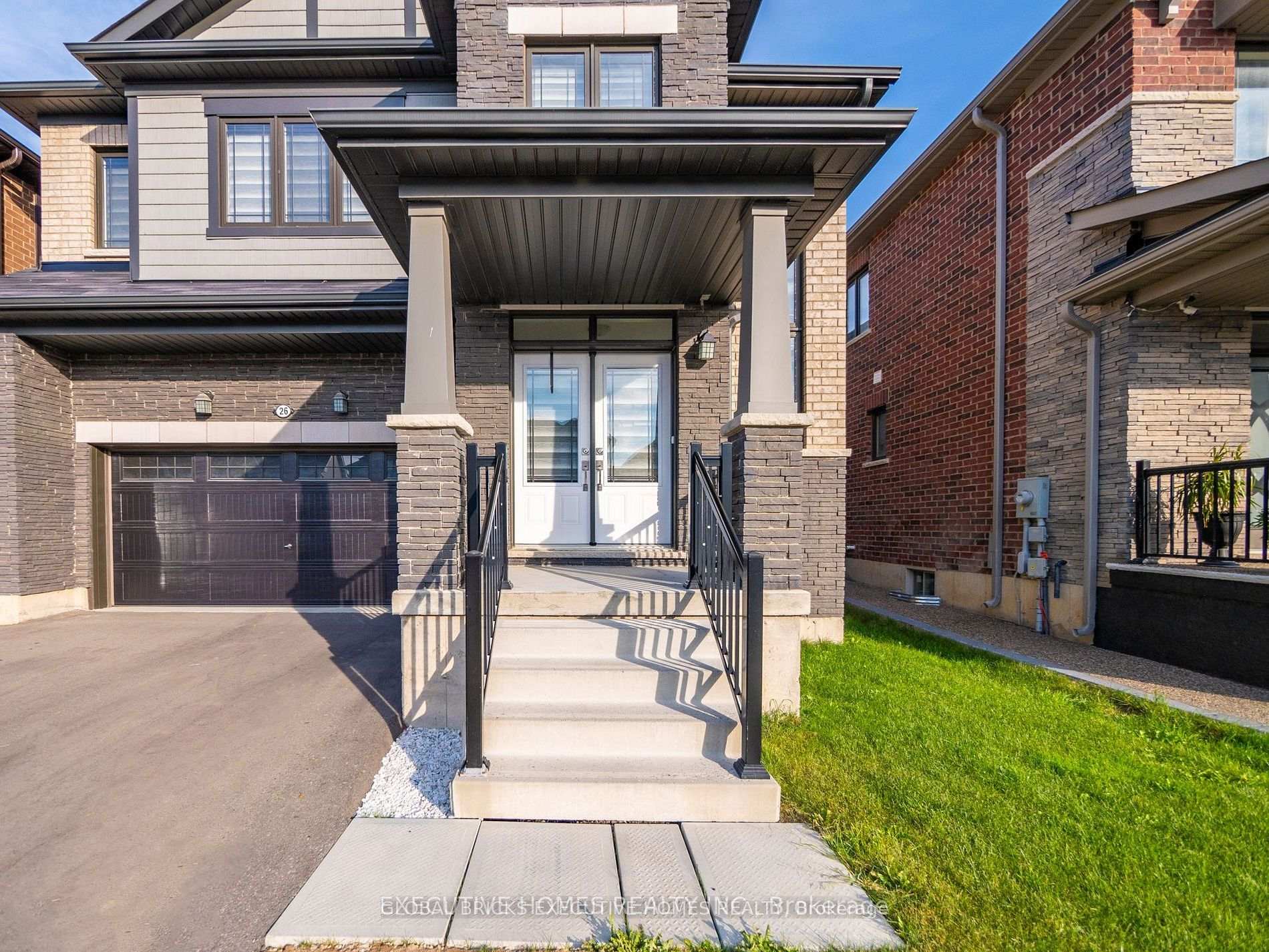 Photo 5 of 26 Lillian Way, Haldimand — HOMEH