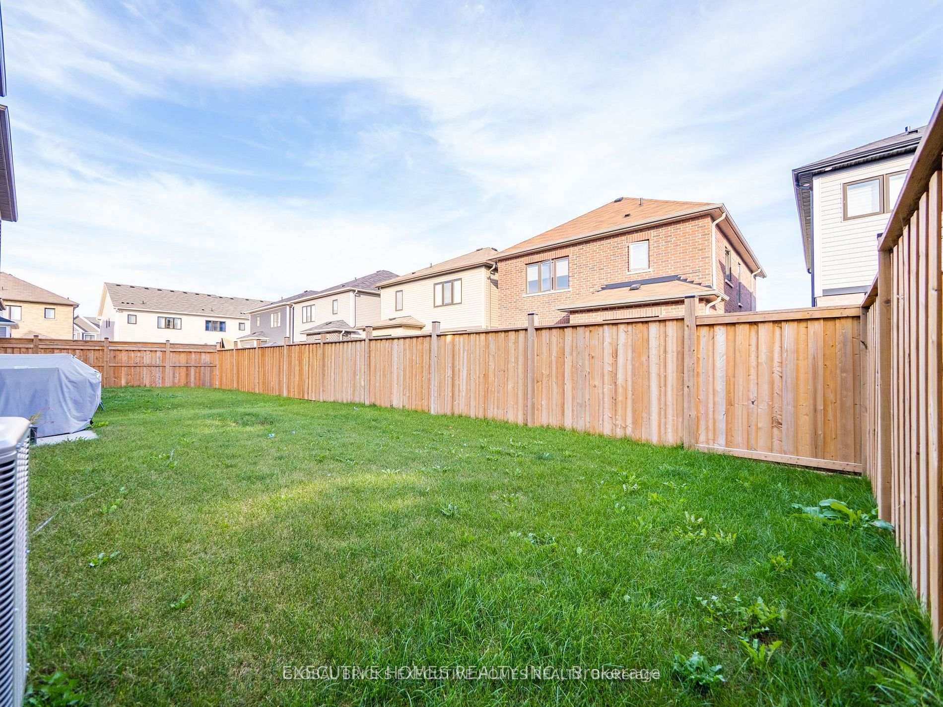 Photo 39 of 26 Lillian Way, Haldimand — HOMEH