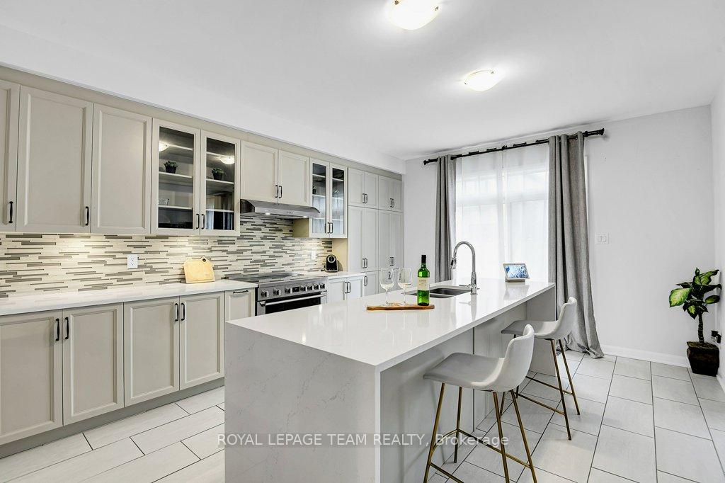 Photo 12 of 784 Cappamore Drive, Ottawa, Barrhaven - Half Moon Bay — HOMEH