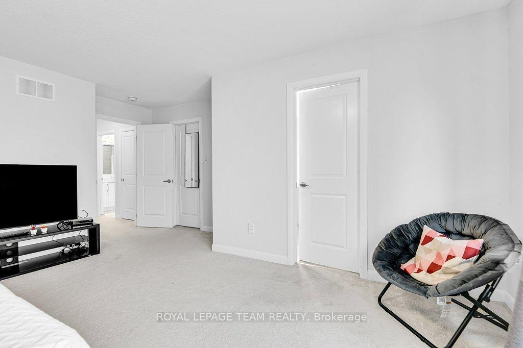 Photo 18 of 784 Cappamore Drive, Ottawa, Barrhaven - Half Moon Bay — HOMEH