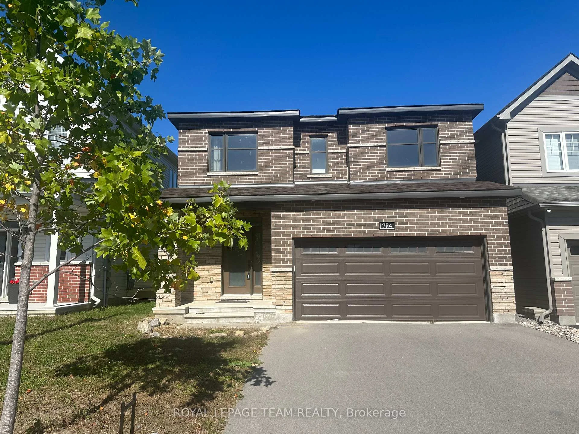 Photo 1 of 784 Cappamore Drive, Ottawa, Barrhaven - Half Moon Bay — HOMEH