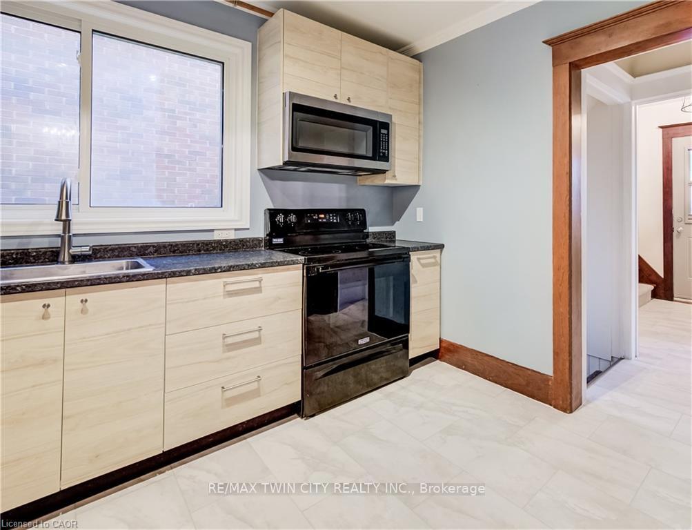 Photo 27 of 156 Glasgow Street, Kitchener, KW Hospital — HOMEH