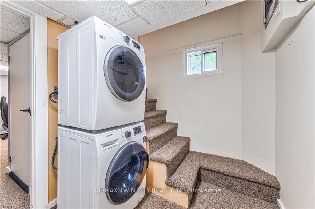 Photo 43 of 156 Glasgow Street, Kitchener, KW Hospital — HOMEH