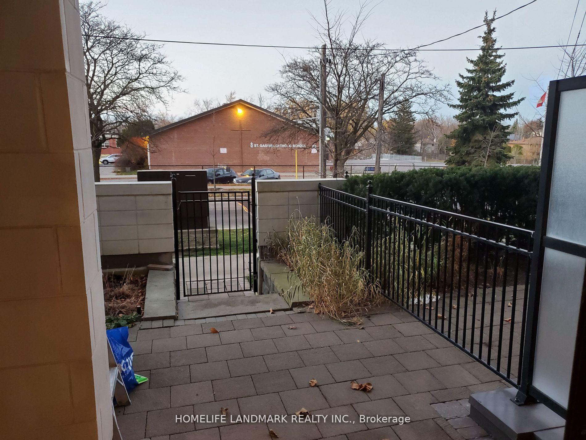 Photo 2 of Unit 116, 21 Clairtrell Road, North York, Willowdale East — HOMEH