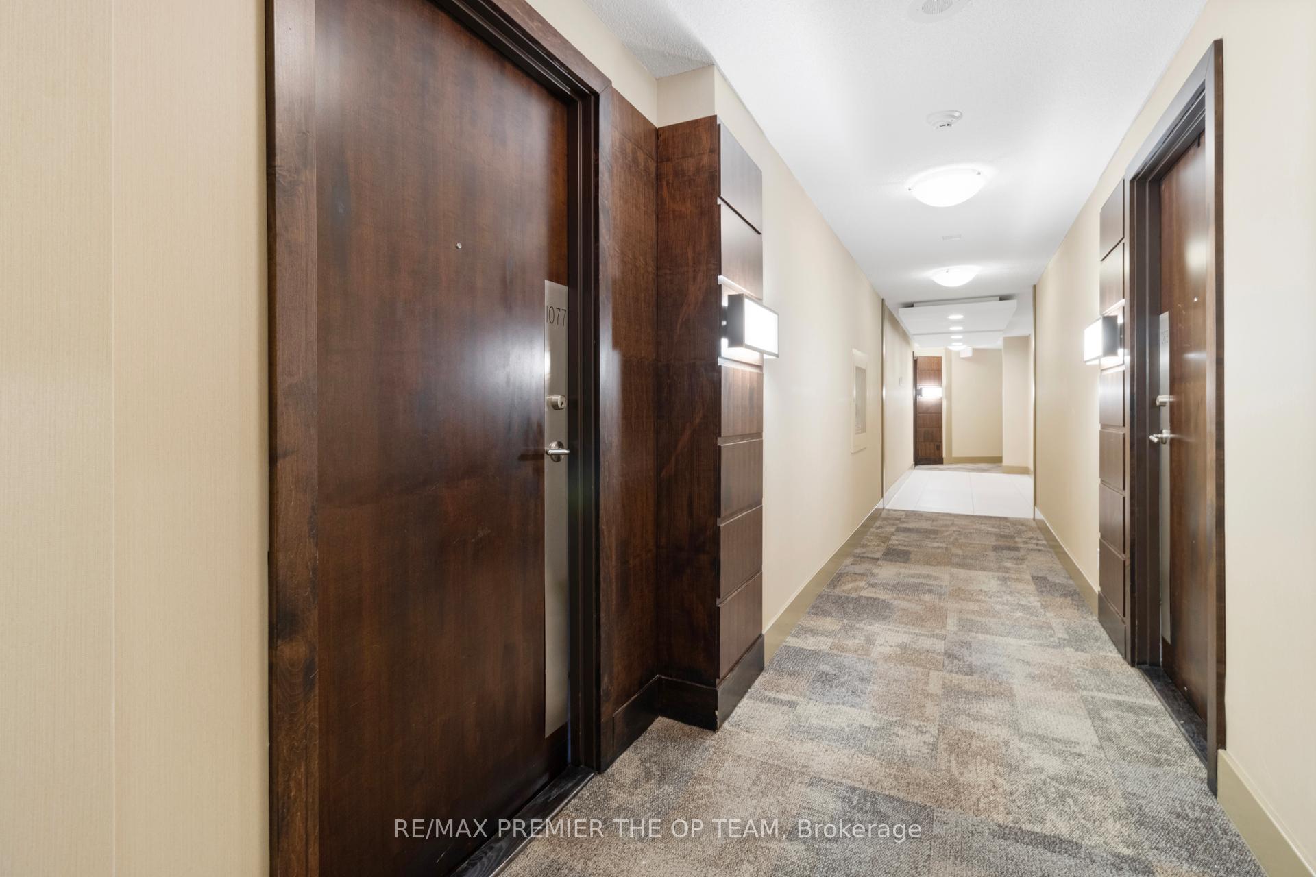 Photo 8 of Unit 1077, 23 Cox Boulevard, Markham, Unionville — HOMEH