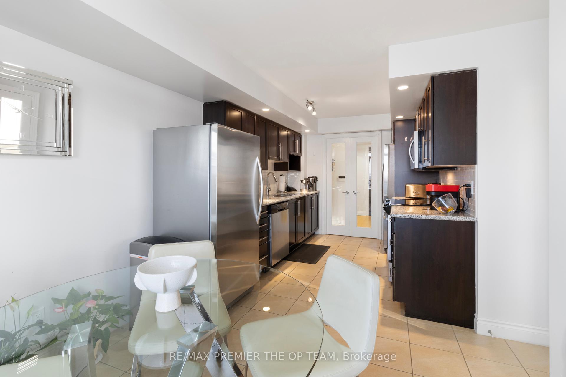 Photo 18 of Unit 1077, 23 Cox Boulevard, Markham, Unionville — HOMEH