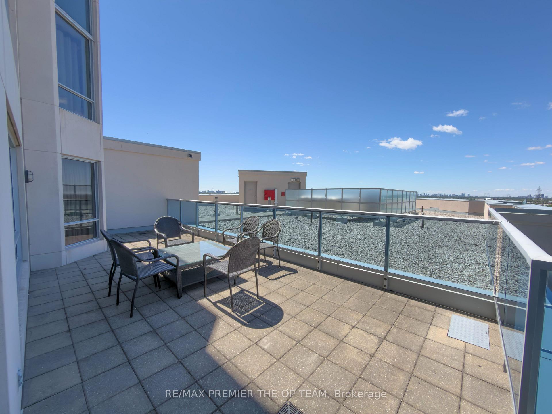 Photo 46 of Unit 1077, 23 Cox Boulevard, Markham, Unionville — HOMEH