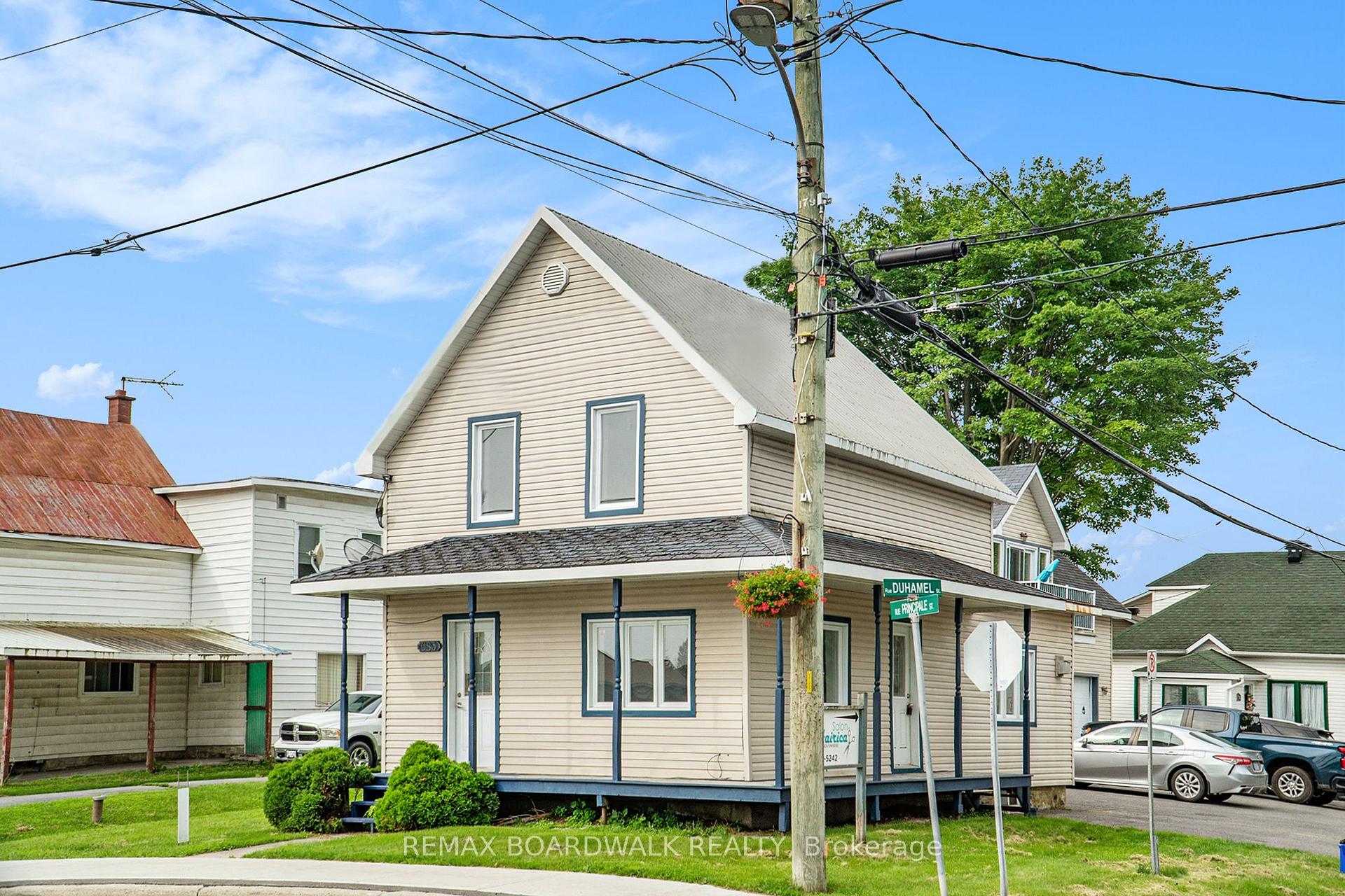 Photo of 683 Principale Street