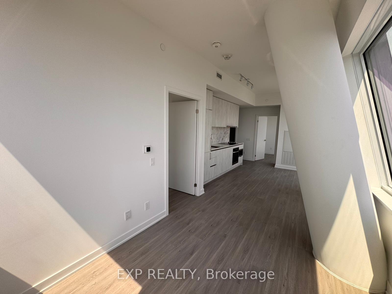 Photo 10 of Unit 5809, 8 Wellesley Street W, Toronto, Bay Street Corridor — HOMEH