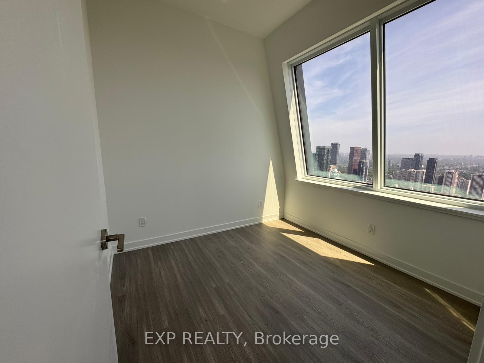 Photo 16 of Unit 5809, 8 Wellesley Street W, Toronto, Bay Street Corridor — HOMEH