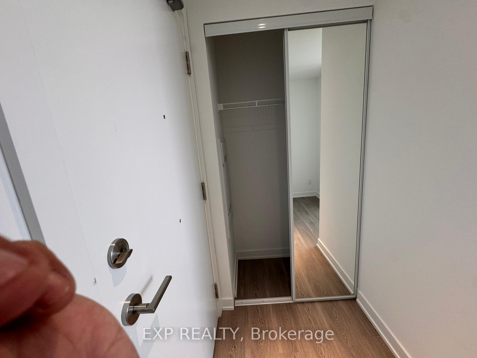 Photo 24 of Unit 5809, 8 Wellesley Street W, Toronto, Bay Street Corridor — HOMEH